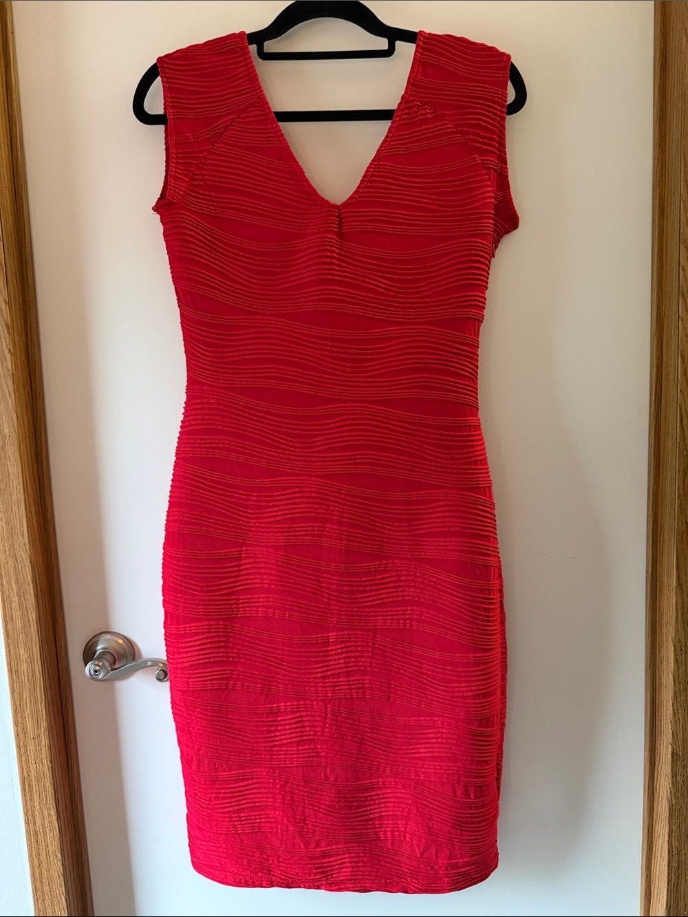Sleeveless Red Midi Dress with V-Neck Detailing